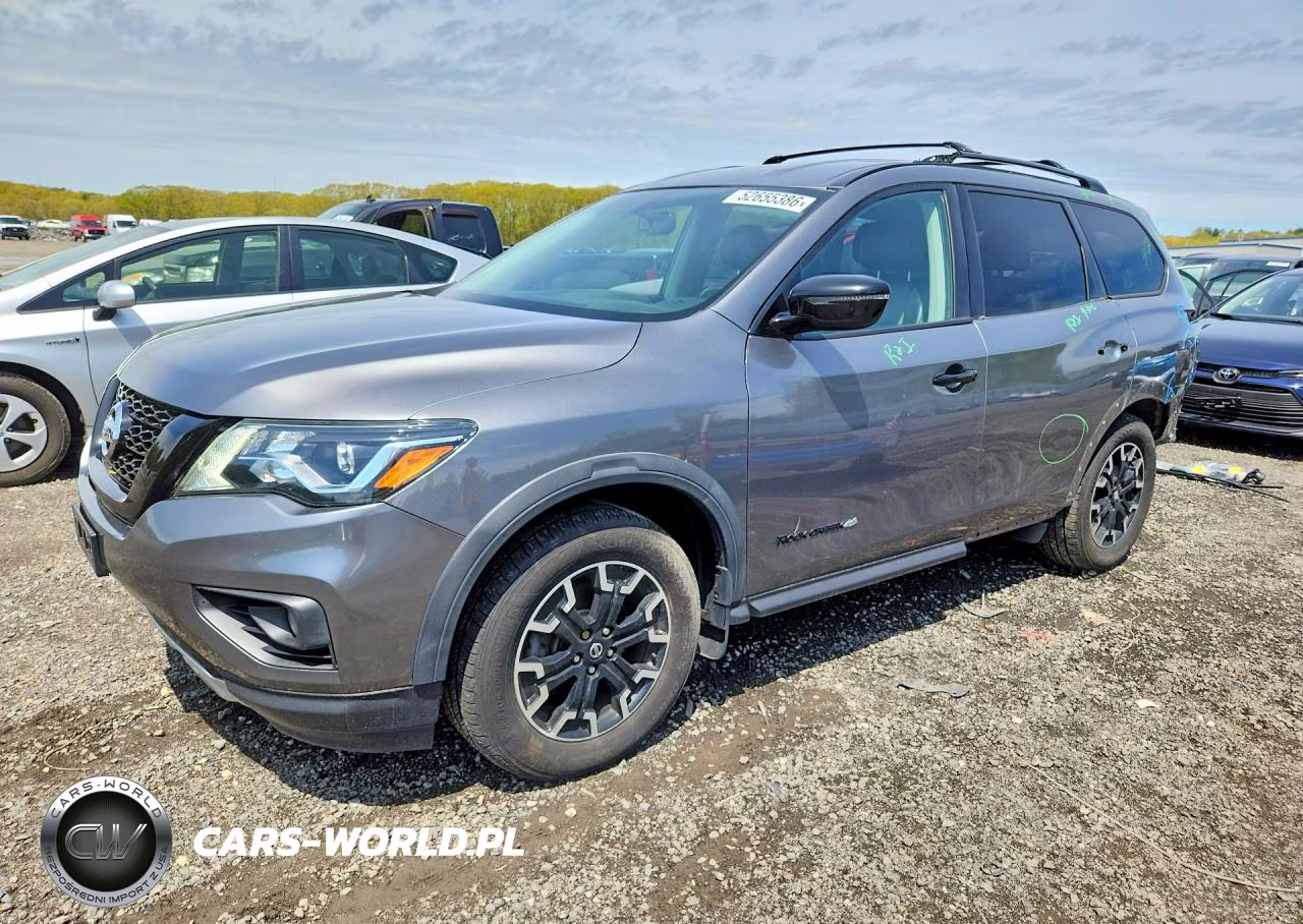 2019 Nissan Pathfinder Sv