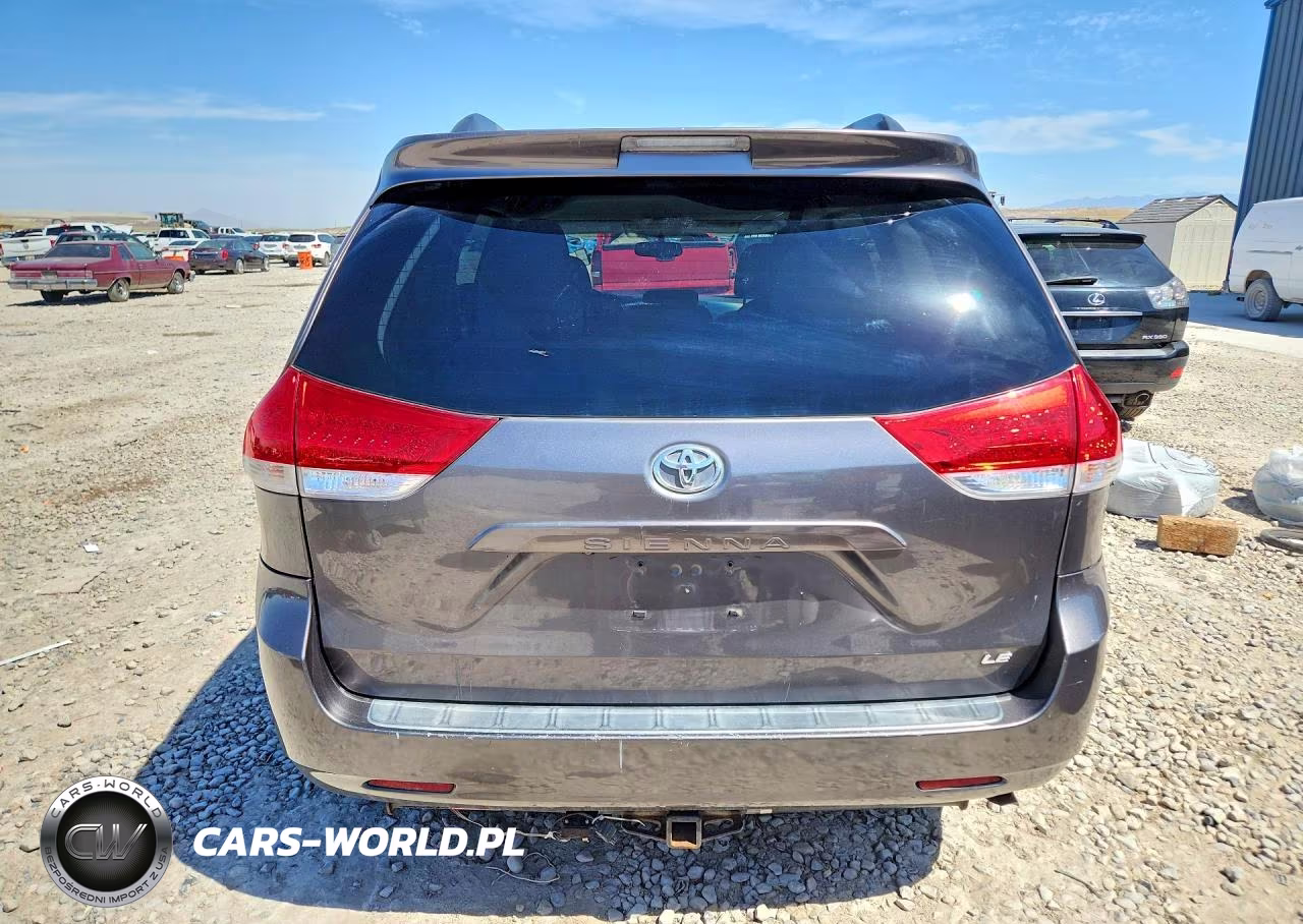 2011 Toyota Sienna Le VIN:5TDKK3DC9BS151346 - 6
