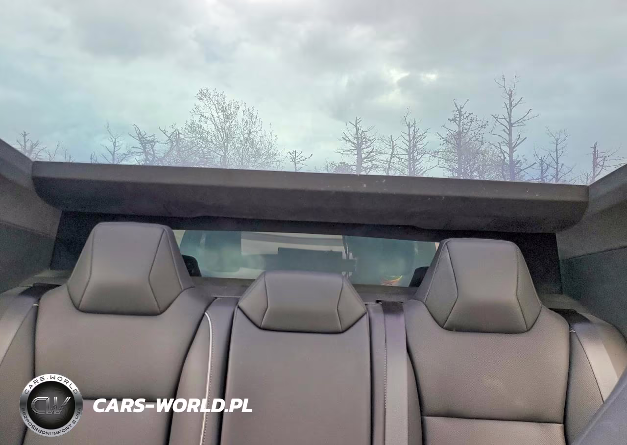2024 Tesla Cybertruck VIN:7G2CEHED0RA024235 - 10