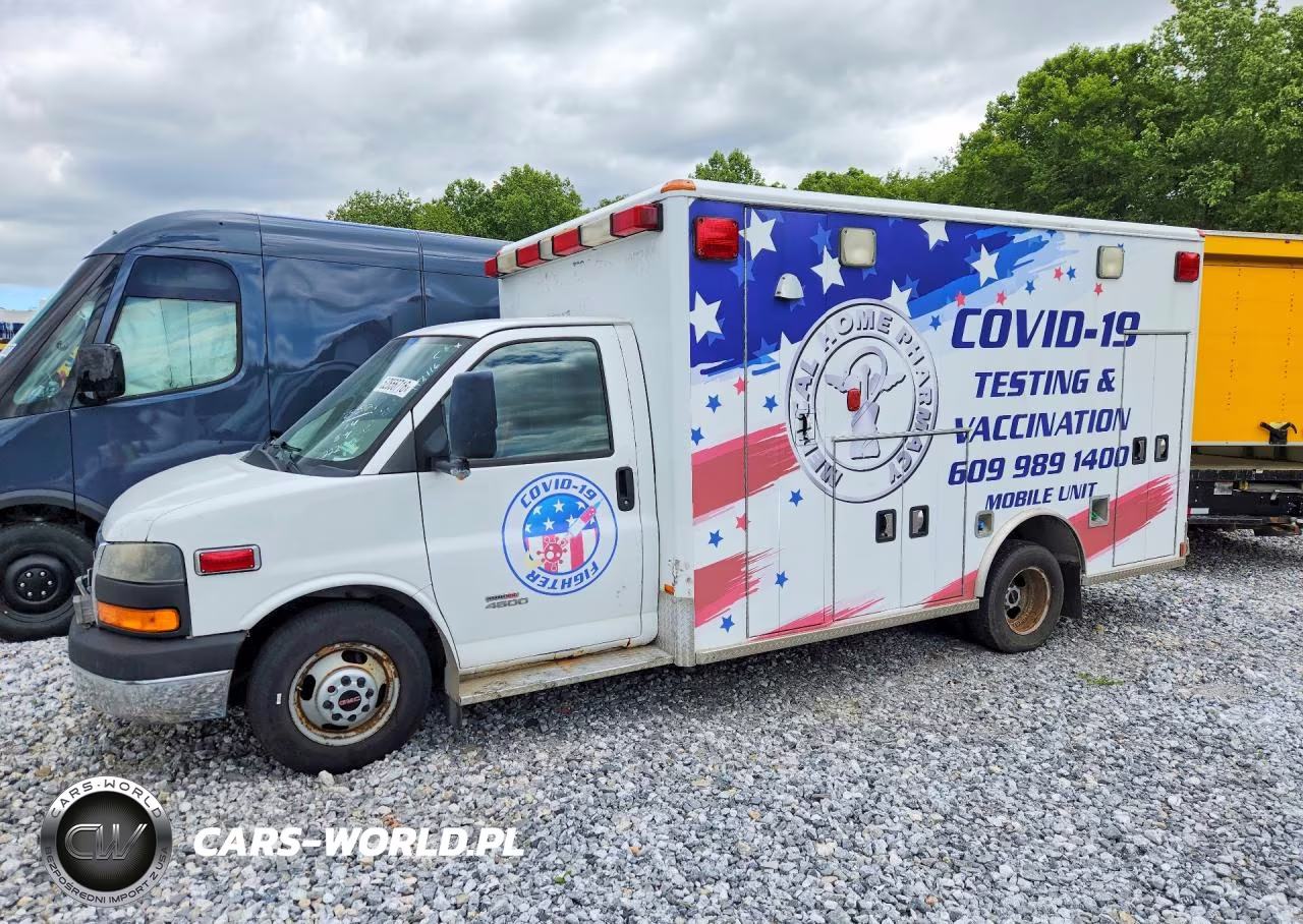 2014 GMC Savana Cutaway G4500