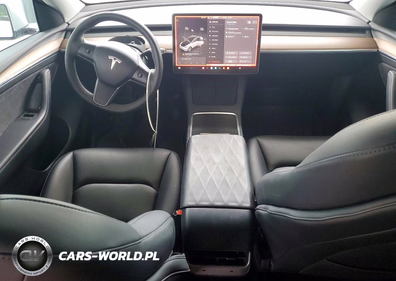 2023 Tesla Model Y VIN:7SAYGDEE8PA083117 - 8