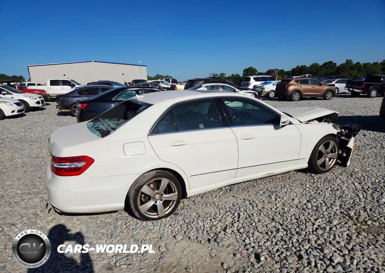 2010 Mercedes-Benz E 350 VIN:WDDHF5GB1AA053605 - 3