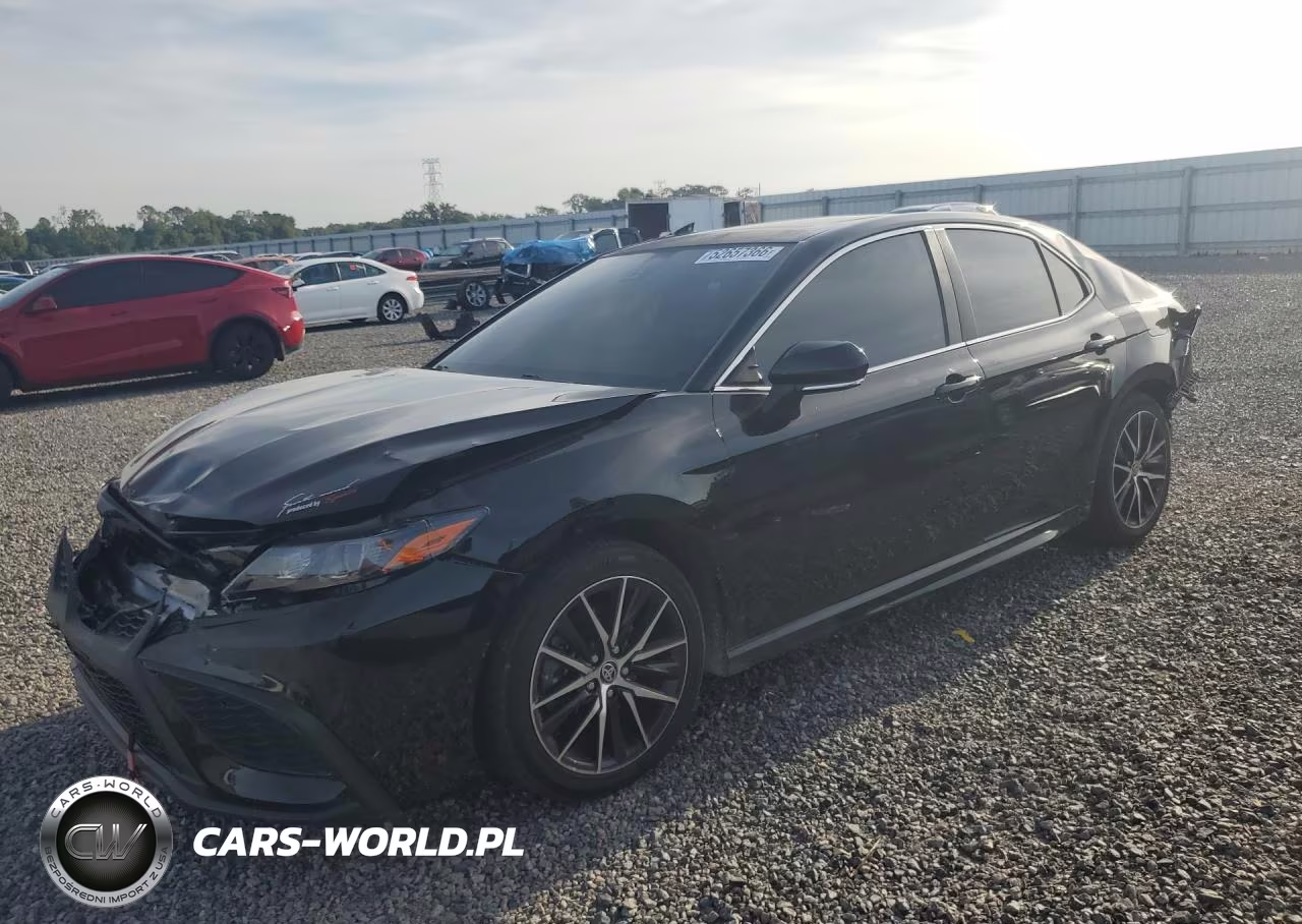 2024 Toyota Camry Se – zdjęcie 1 z 13