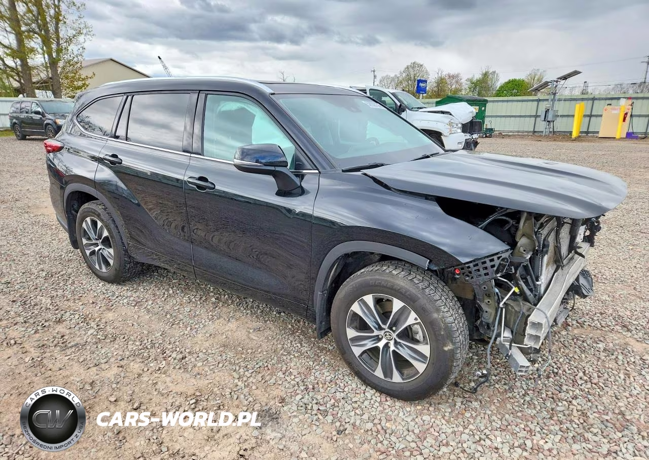 2021 Toyota Highlander Xle VIN:5TDHZRBH8MS118249 - 4