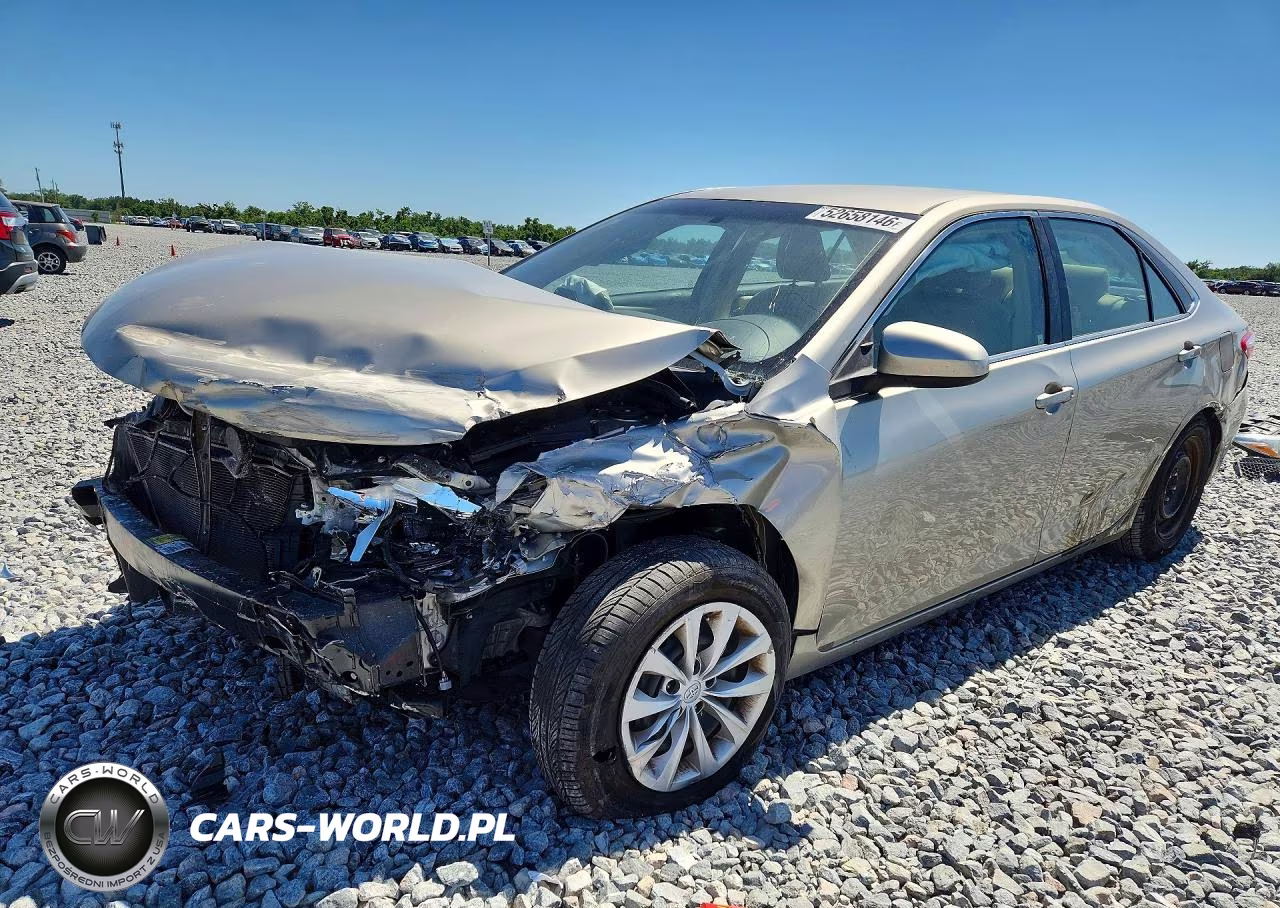 2015 Toyota Camry Le