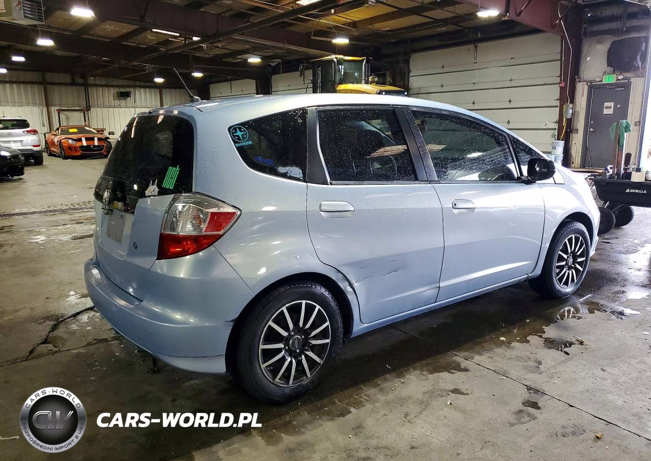 2009 Honda Fit VIN:JHMGE88239C004204 - 3