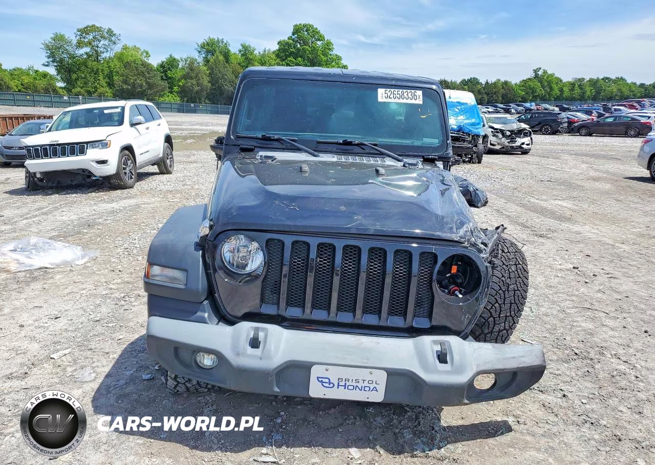 2018 Jeep Wrangler Unlimited Sport VIN:1C4HJXDG5JW271814 - 5