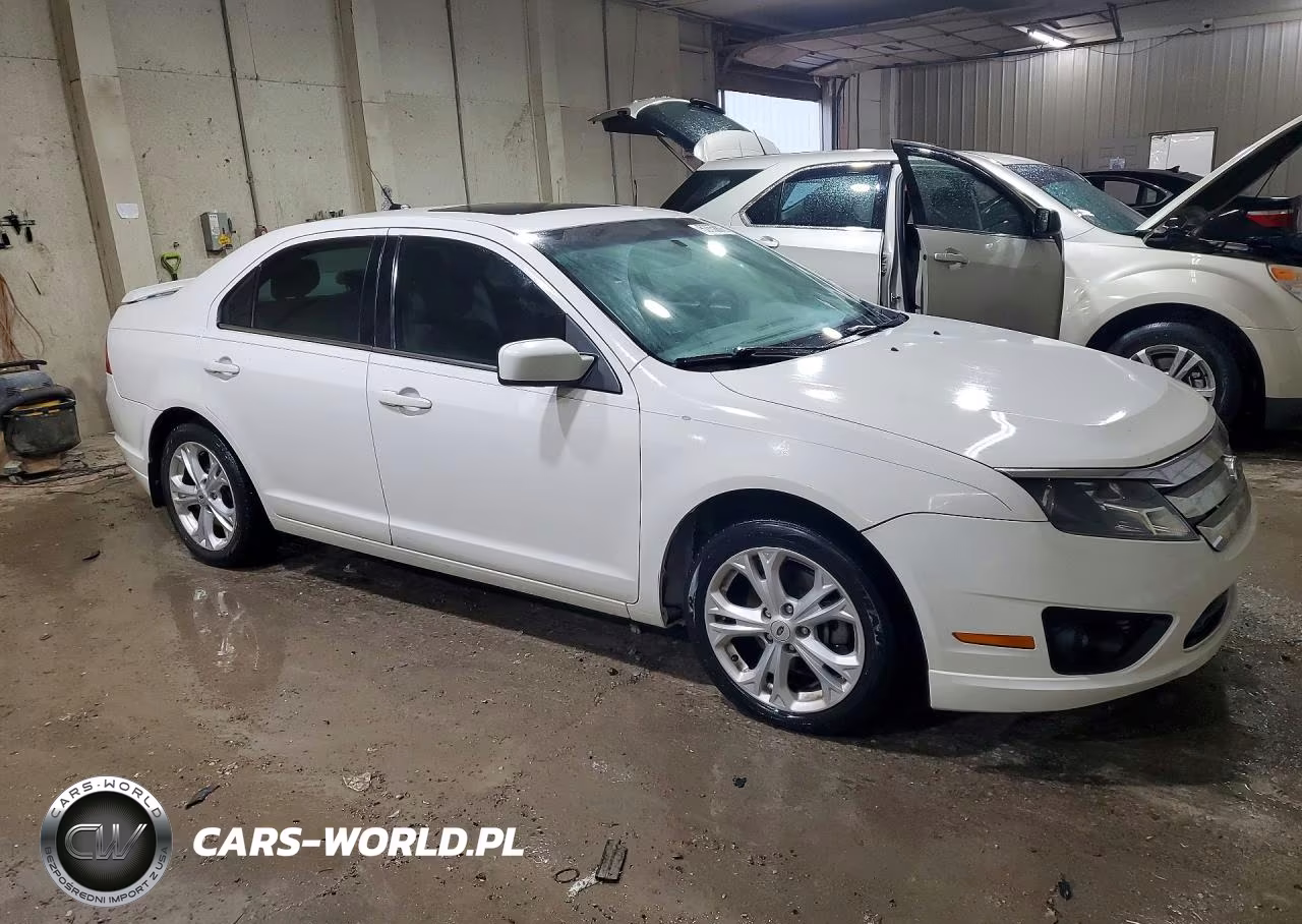 2012 Ford Fusion Se VIN:3FAHP0HA4CR102293 - 4