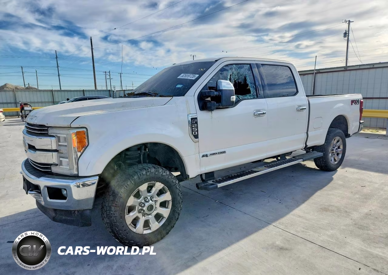 2017 Ford F250 Super Duty – zdjęcie 1 z 12