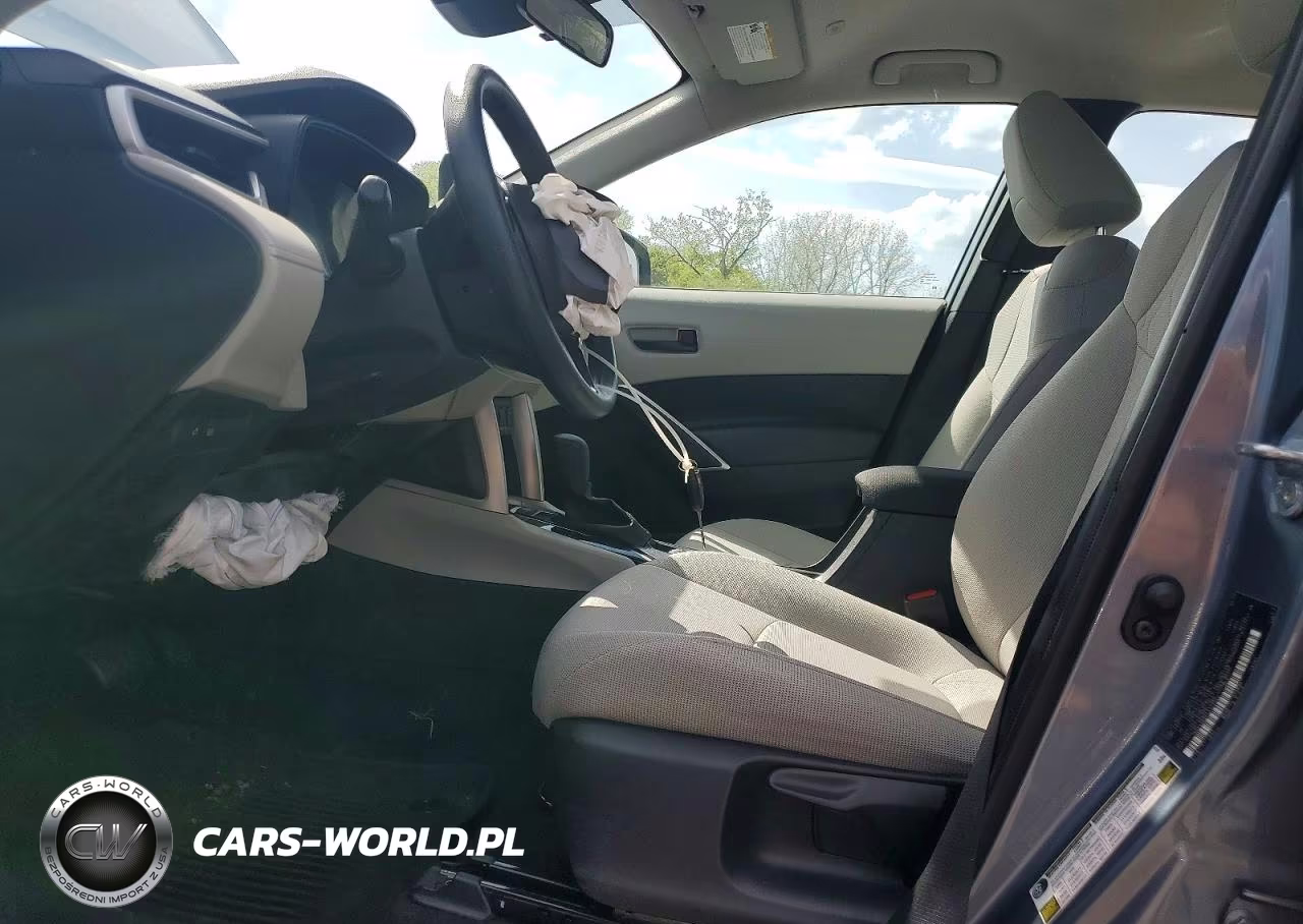 2025 Toyota Corolla Cross L VIN:7MUAAABG0SV138466 - 7