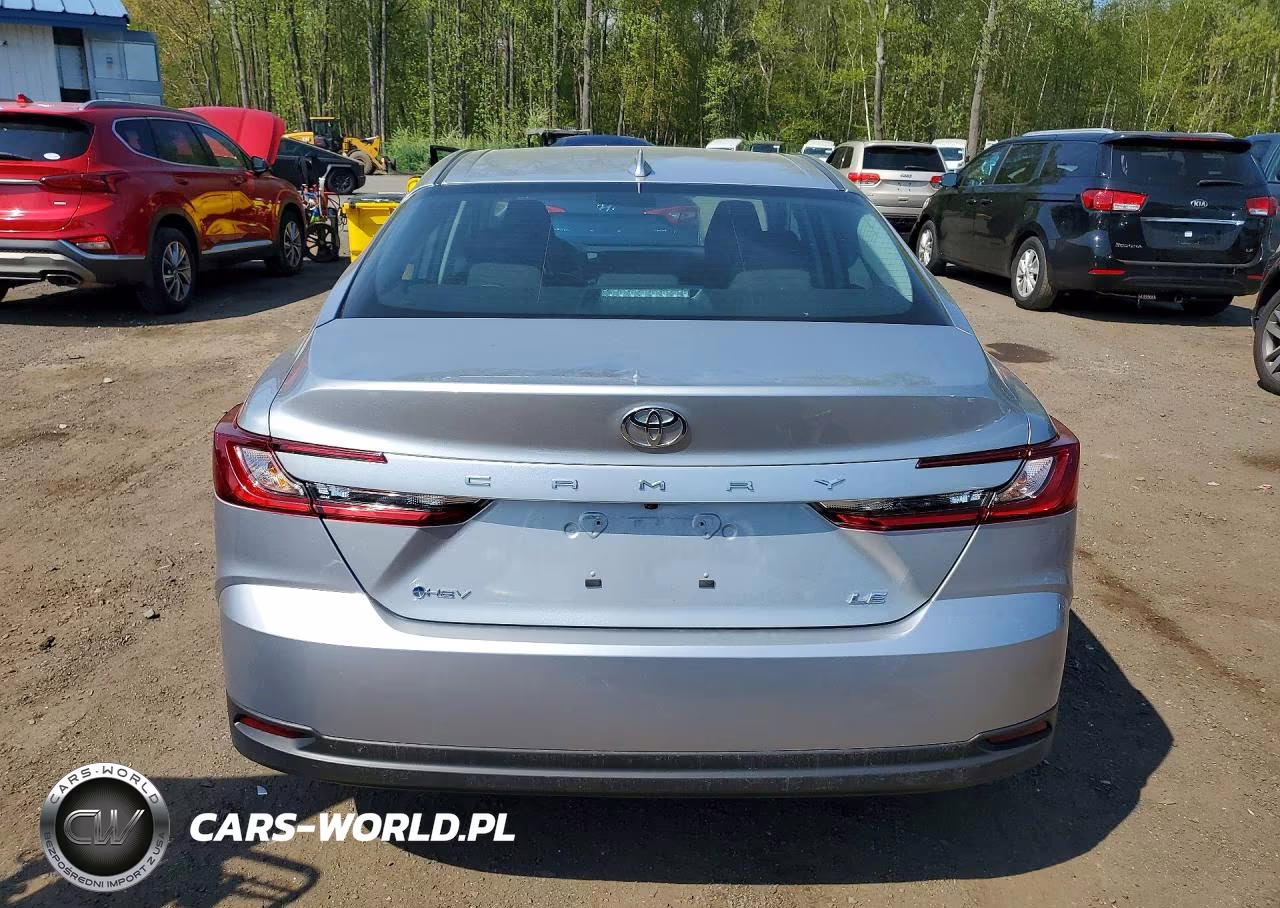 2025 Toyota Camry Le VIN:4T1DAACK1SU156993 - 6