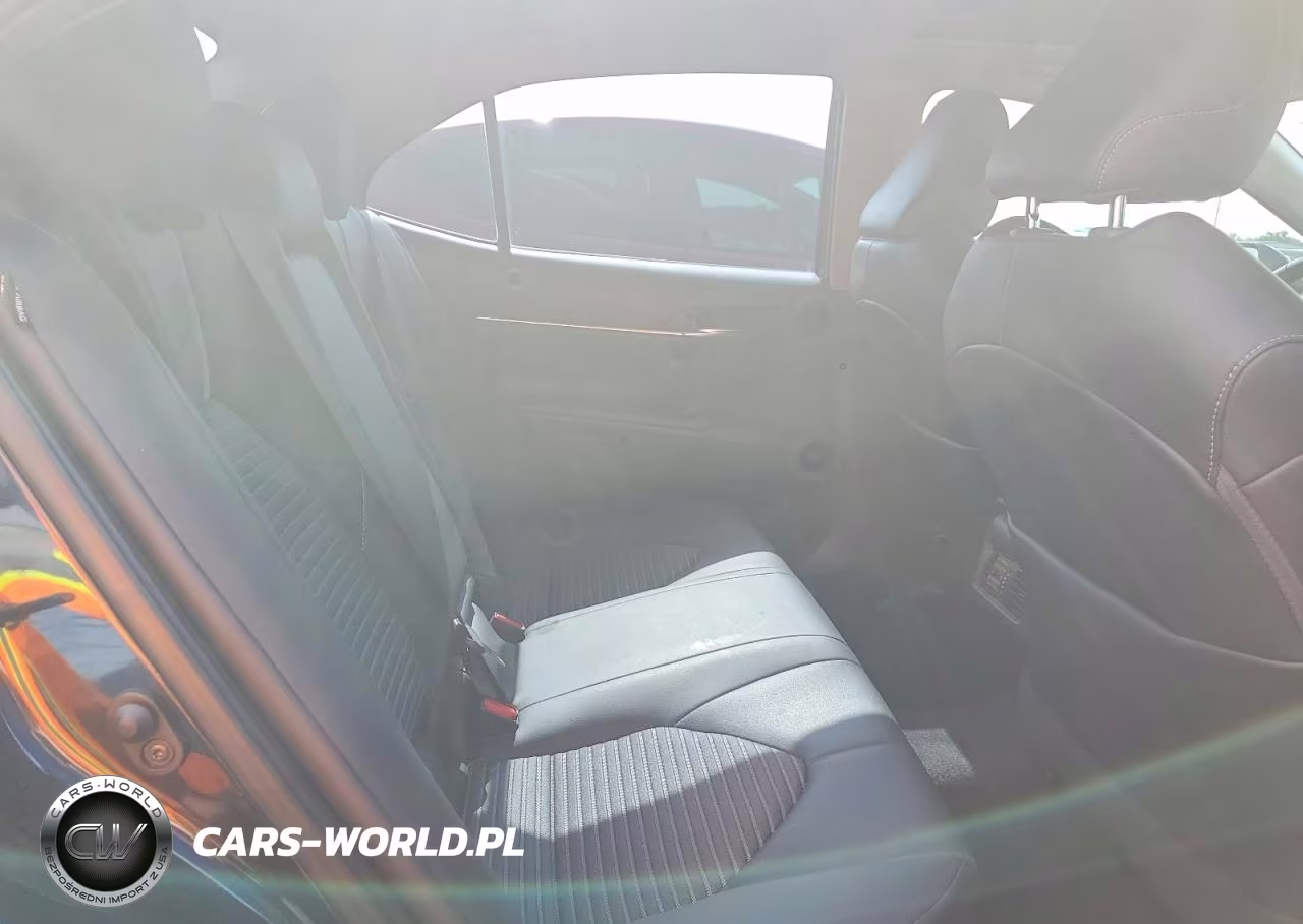 2020 Toyota Camry Se VIN:4T1J11AK1LU900454 - 10