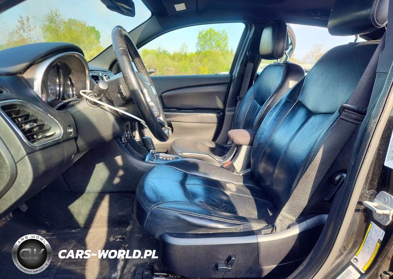 2012 Chrysler 200 Limited VIN:1C3CCBCGXCN268025 - 7