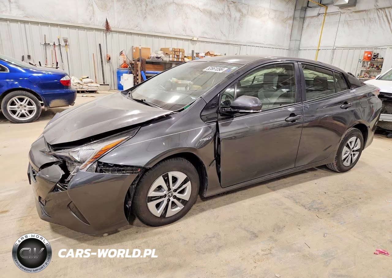 2016 Toyota Prius Three