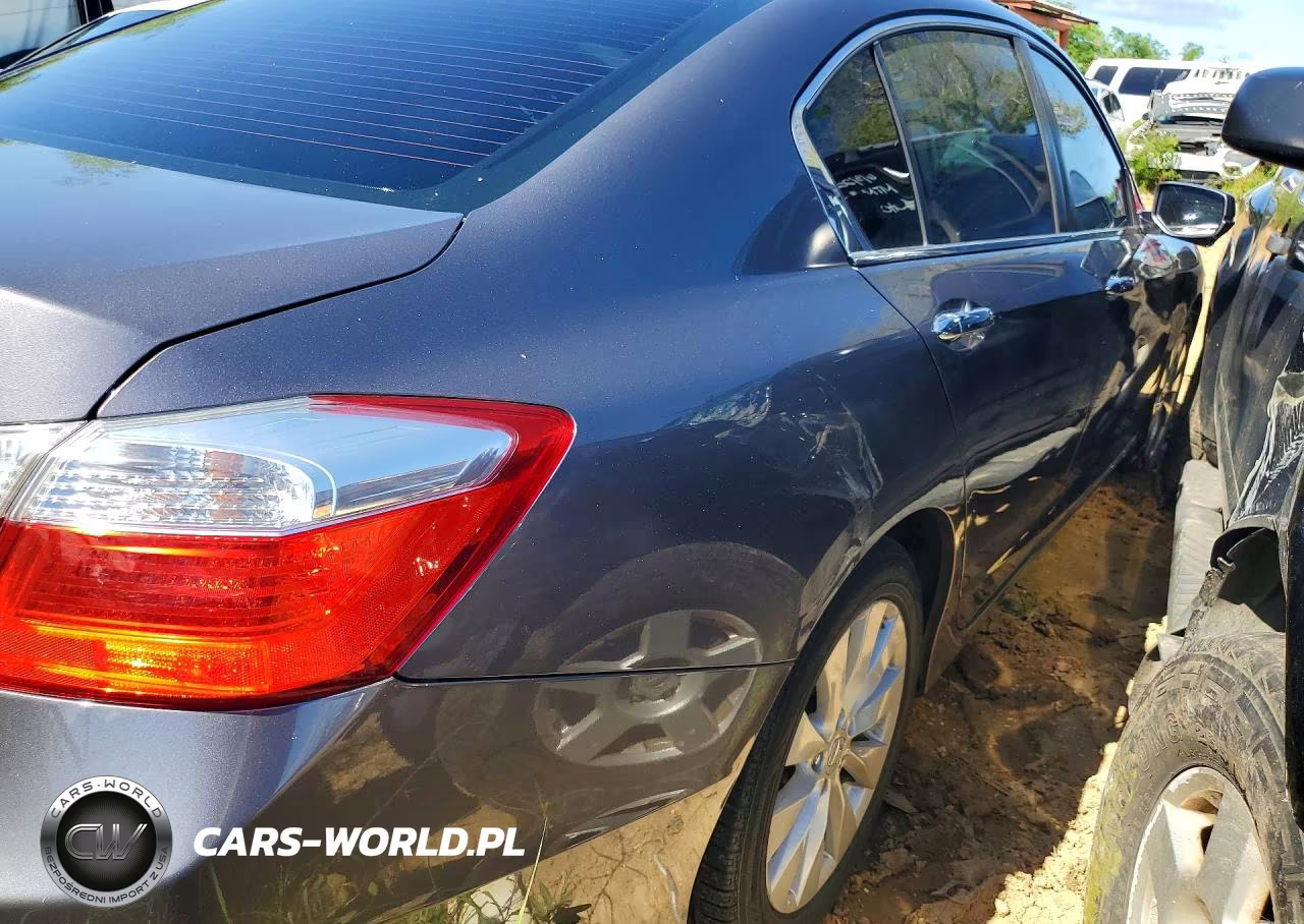 2015 Honda Accord Ex VIN:1HGCR2F7XFA081757 - 3