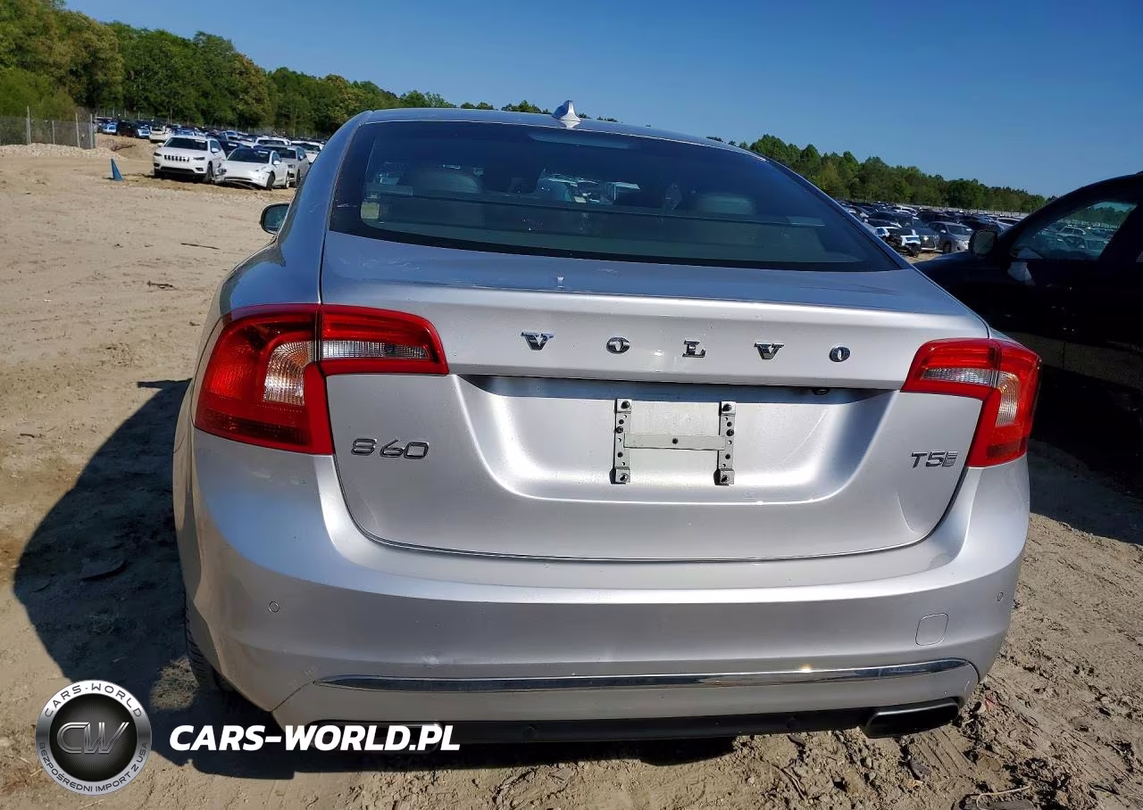 2016 Volvo S60 Platinum VIN:LYV402FM3GB100498 - 6