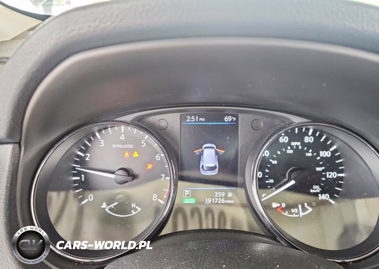 2018 Nissan Rogue S VIN:5N1AT2MT9JC748723 - 9