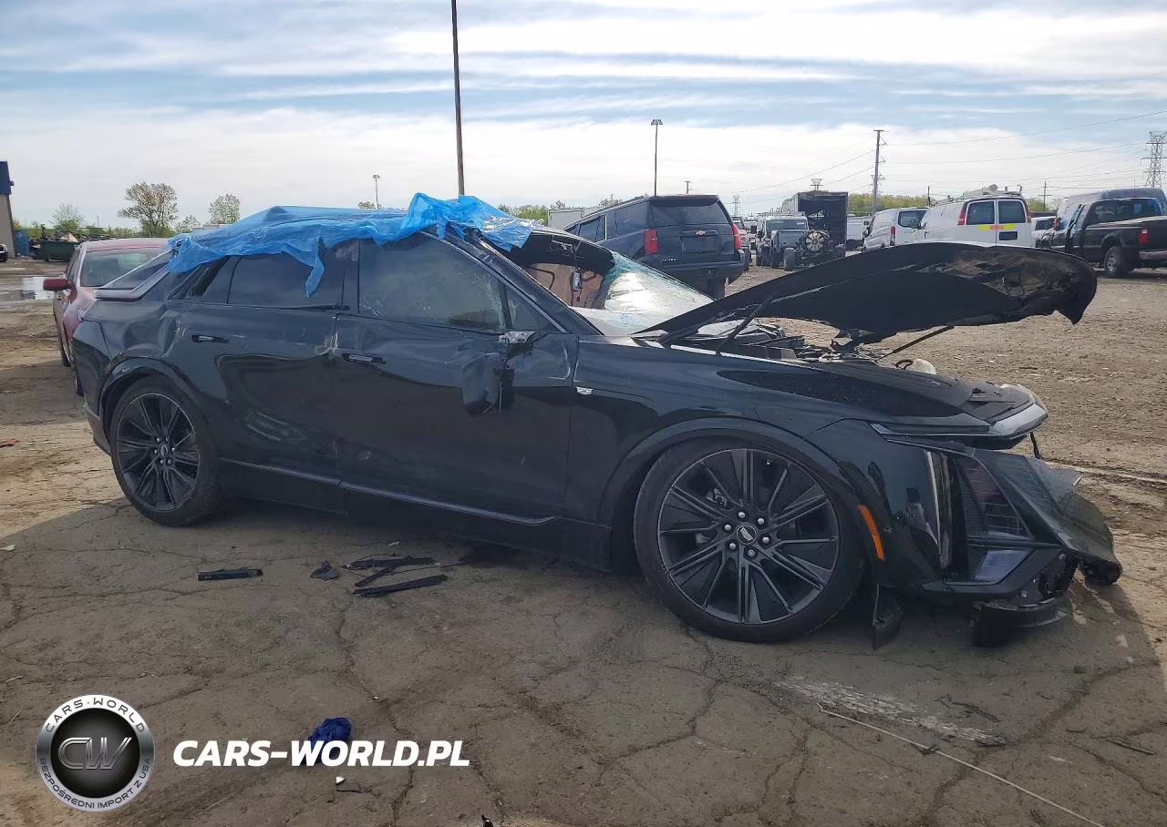 2024 Cadillac Lyriq Sport VIN:1GYKPWRL5RZ109366 - 4