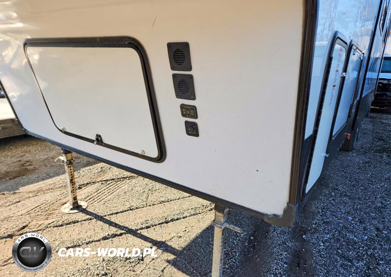 2019 Forrest River Trailers VIN:5ZT3SRWB6K6101806 - 7