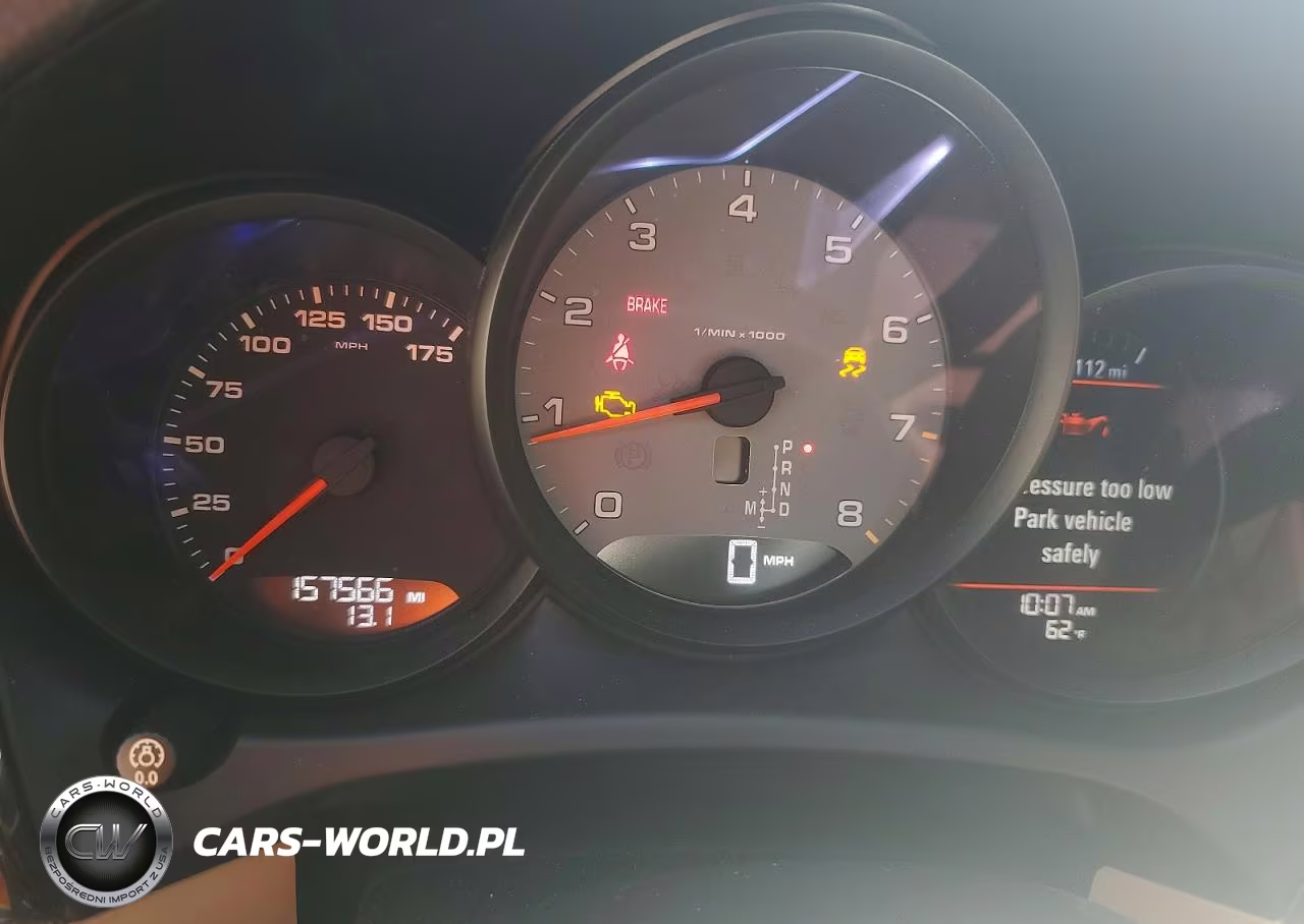2018 Porsche Macan S VIN:WP1AB2A56JLB38502 - 9