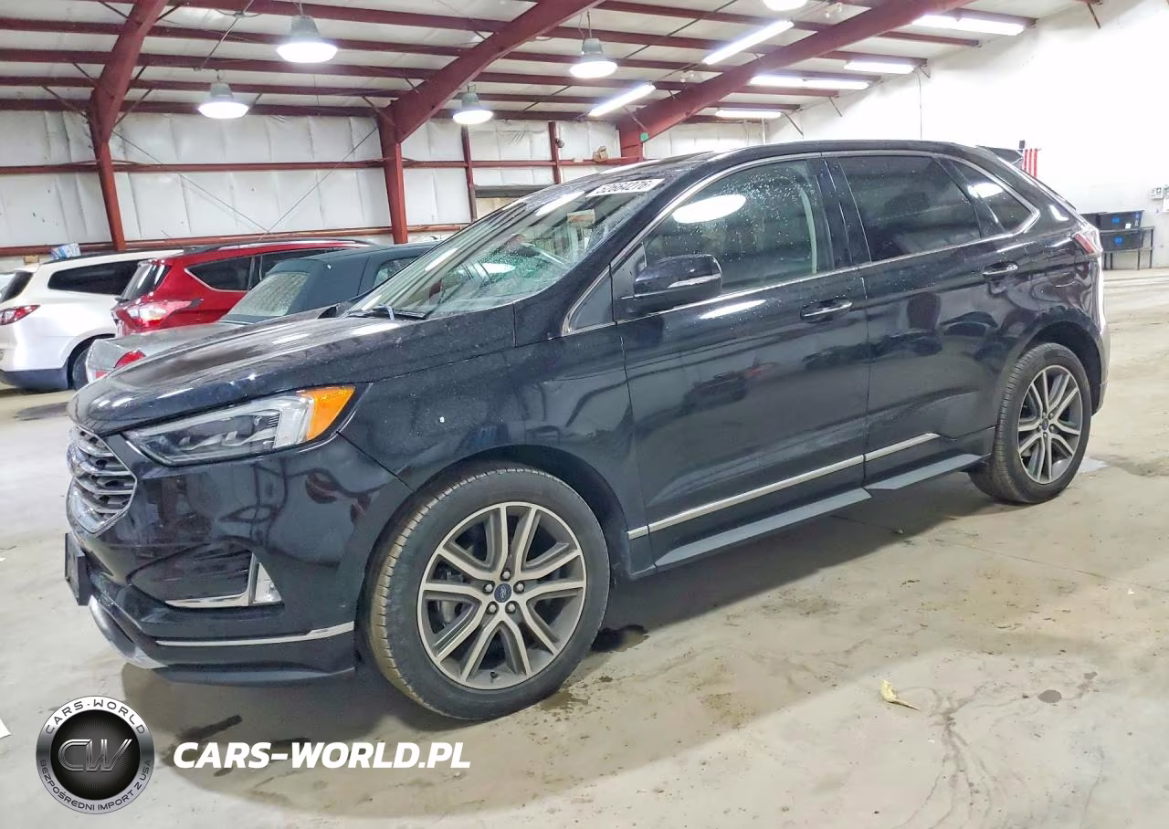 2019 Ford Edge Titanium