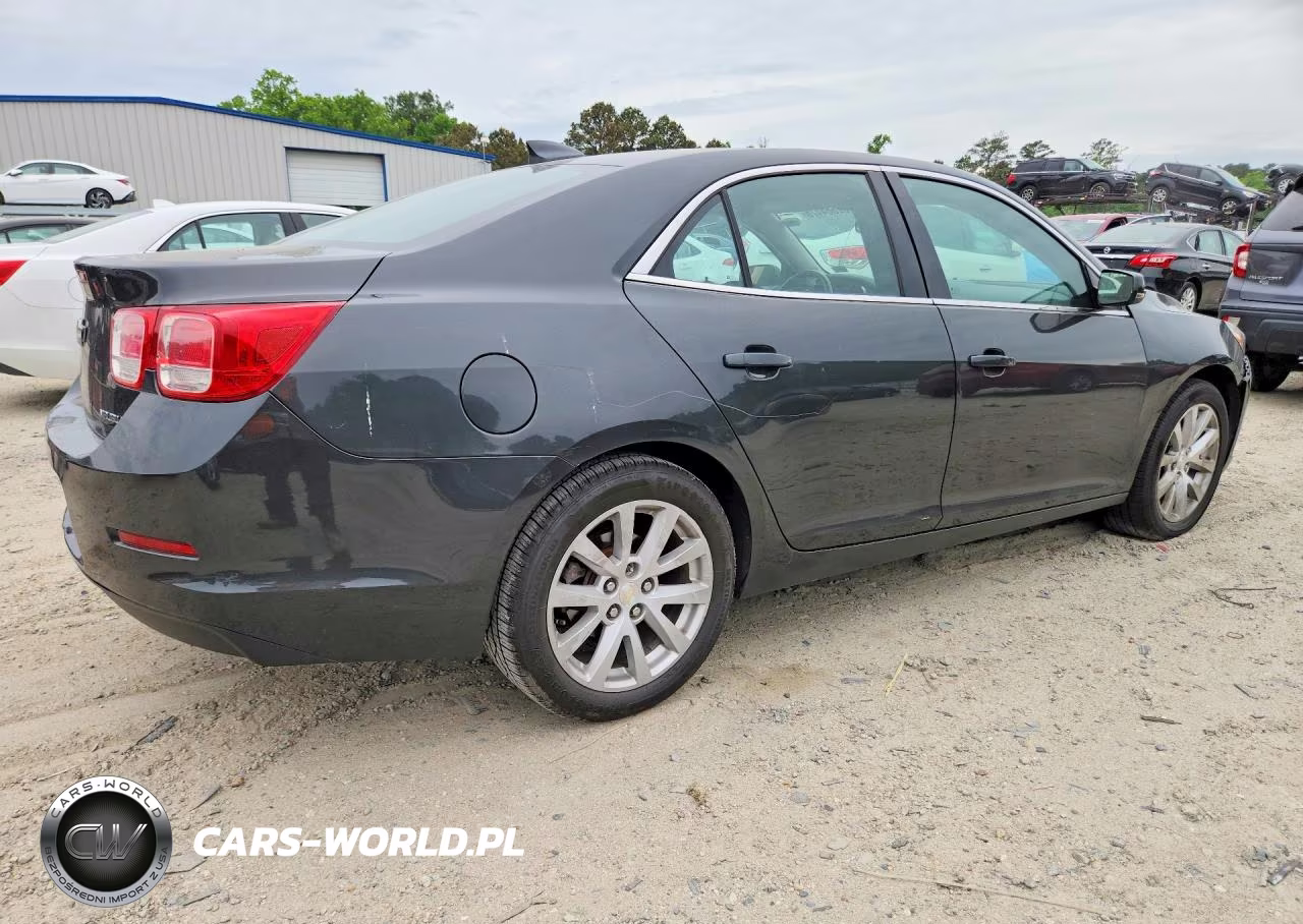 2015 Chevrolet Malibu 2Lt VIN:1G11D5SL8FF128255 - 3