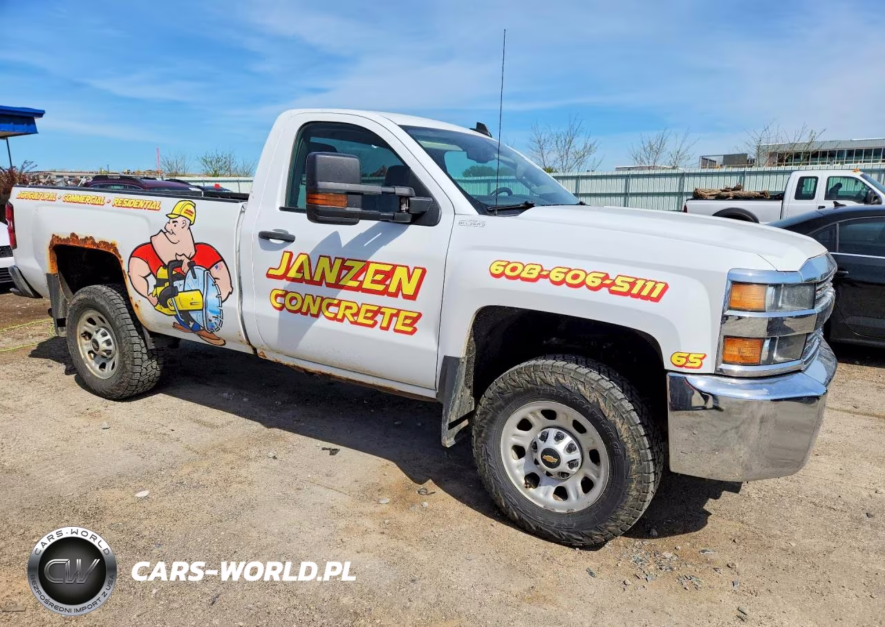 2015 Chevrolet Silverado K3500 VIN:1GC3KYCG2FZ556765 - 4