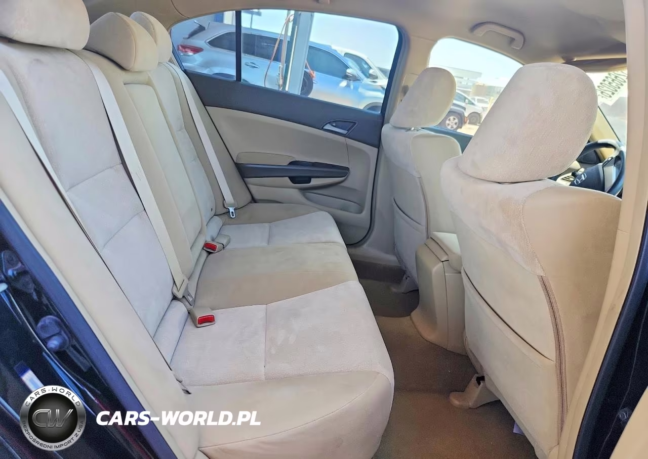 2009 Honda Accord Lx VIN:JHMCP26359C008711 - 10