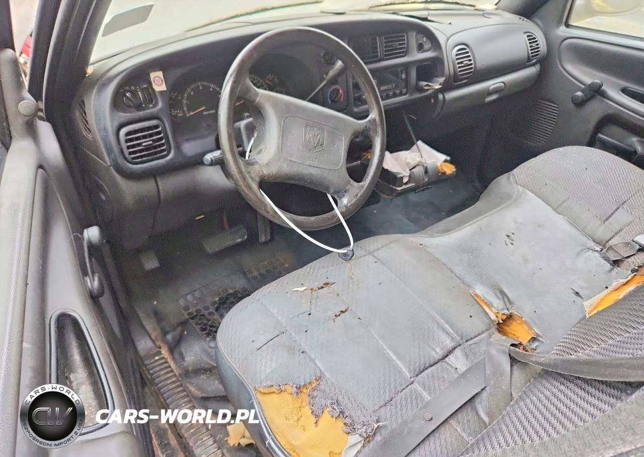 2000 Dodge Ram 1500 VIN:1B7HC16X3YS509584 - 8