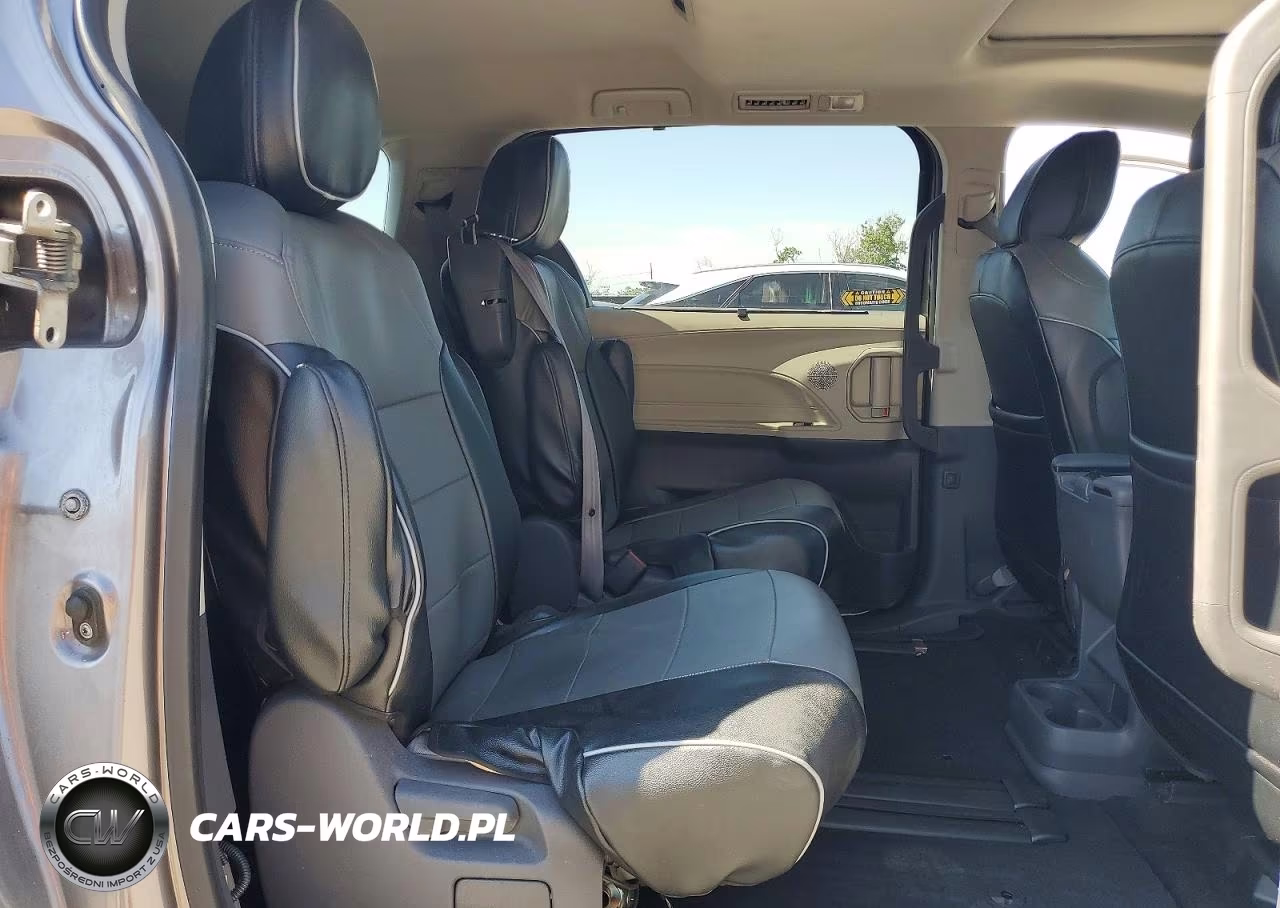 2021 Toyota Sienna Le VIN:5TDBSKFC0MS023460 - 11