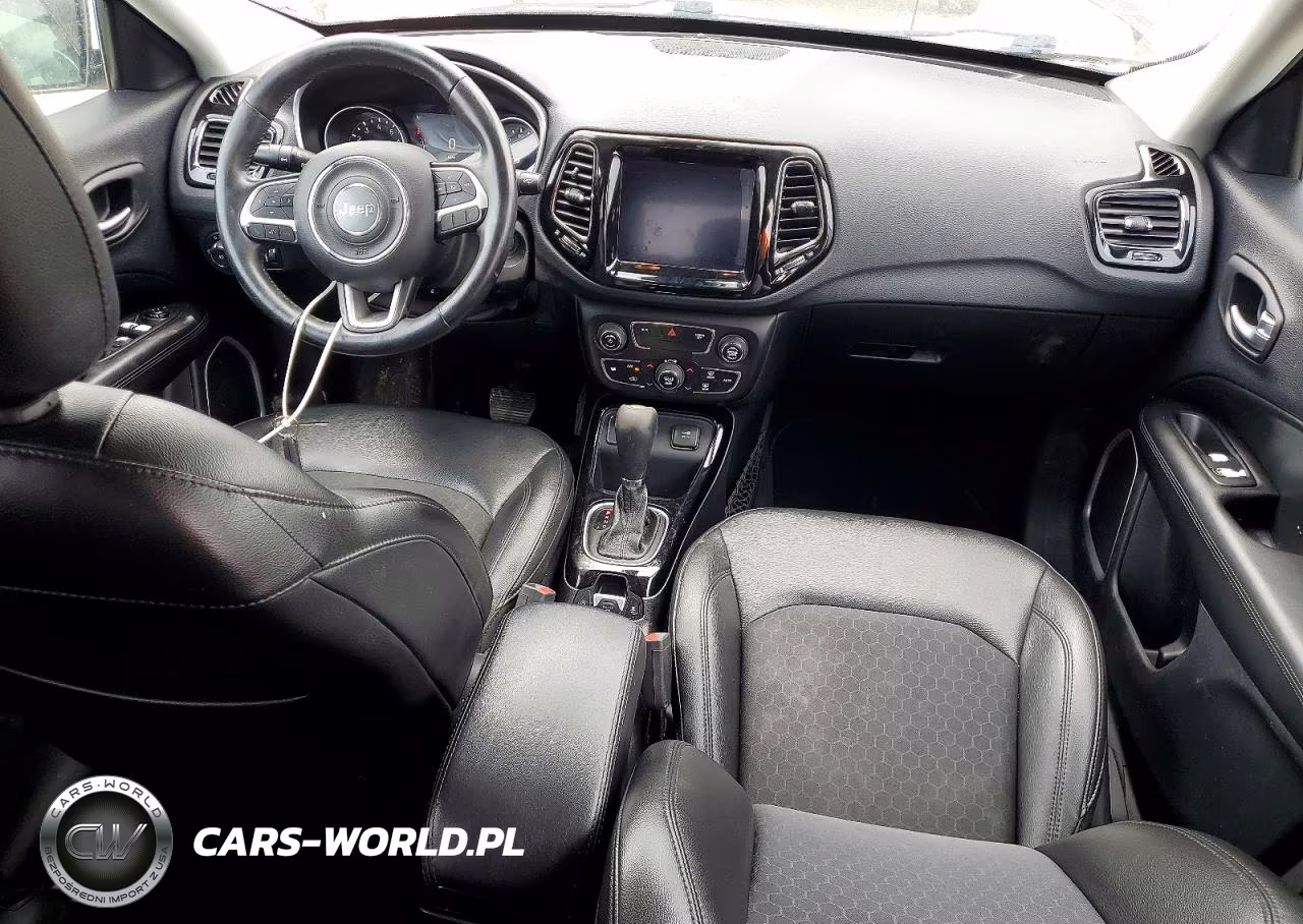 2019 Jeep Compass Latitude VIN:3C4NJCBB0KT715403 - 8