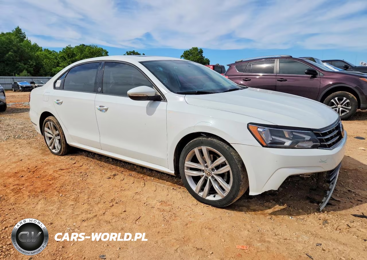 2019 Volkswagen Passat Wolfsburg VIN:1VWLA7A32KC012029 - 4