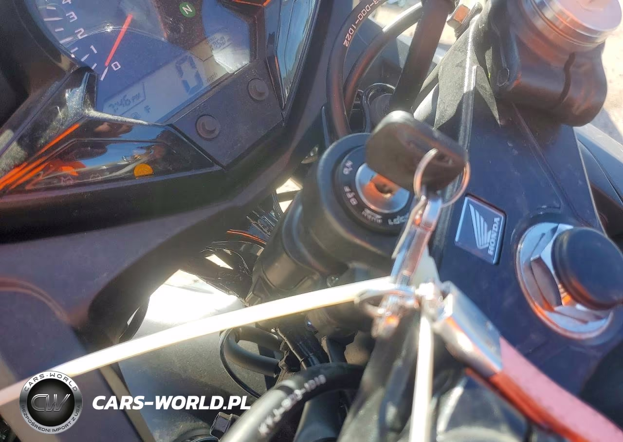 2021 Honda Cbr300 Ra VIN:MLHNC515XM5700179 - 8