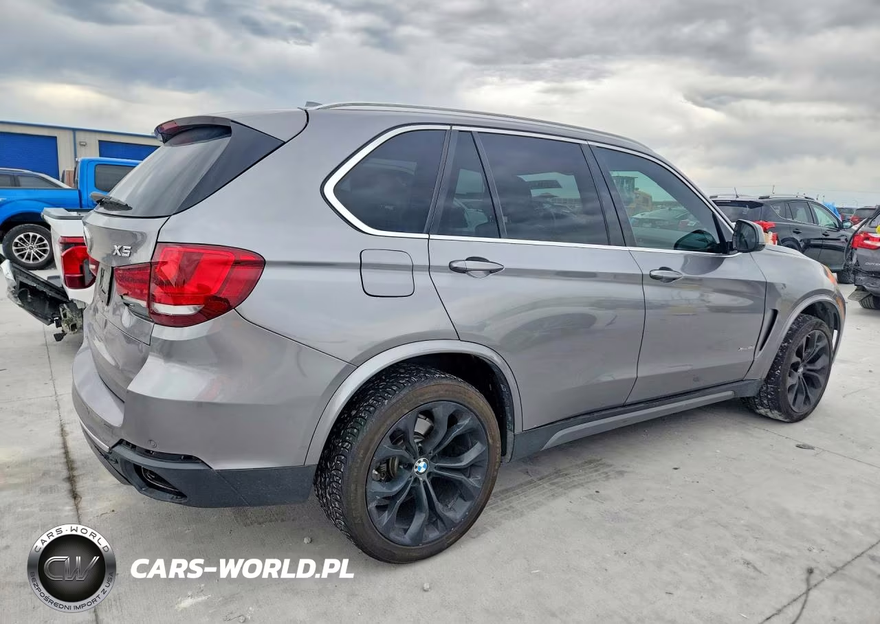 2018 BMW X5 xDrive35I VIN:5UXKR0C55J0X83824 - 3