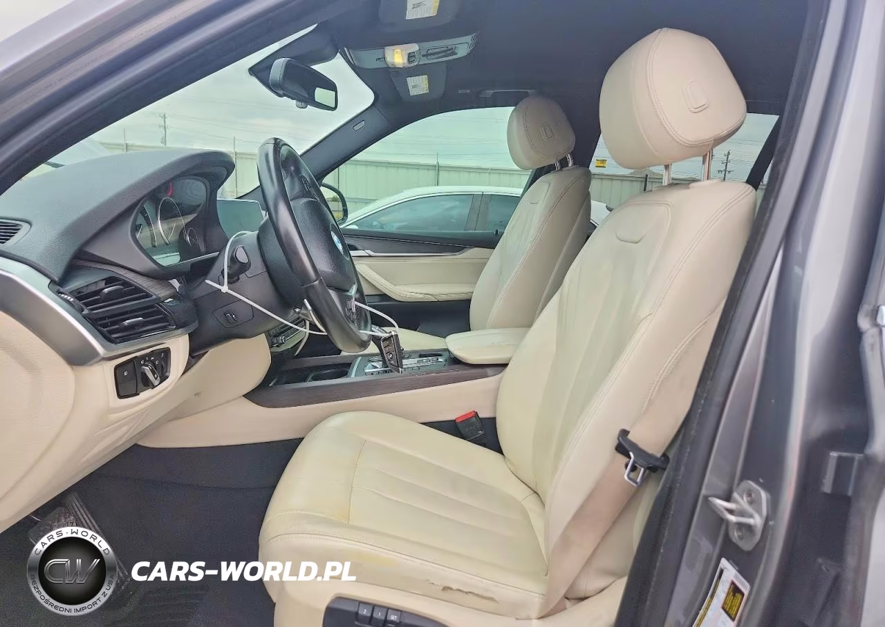 2018 BMW X5 xDrive35I VIN:5UXKR0C55J0X83824 - 7