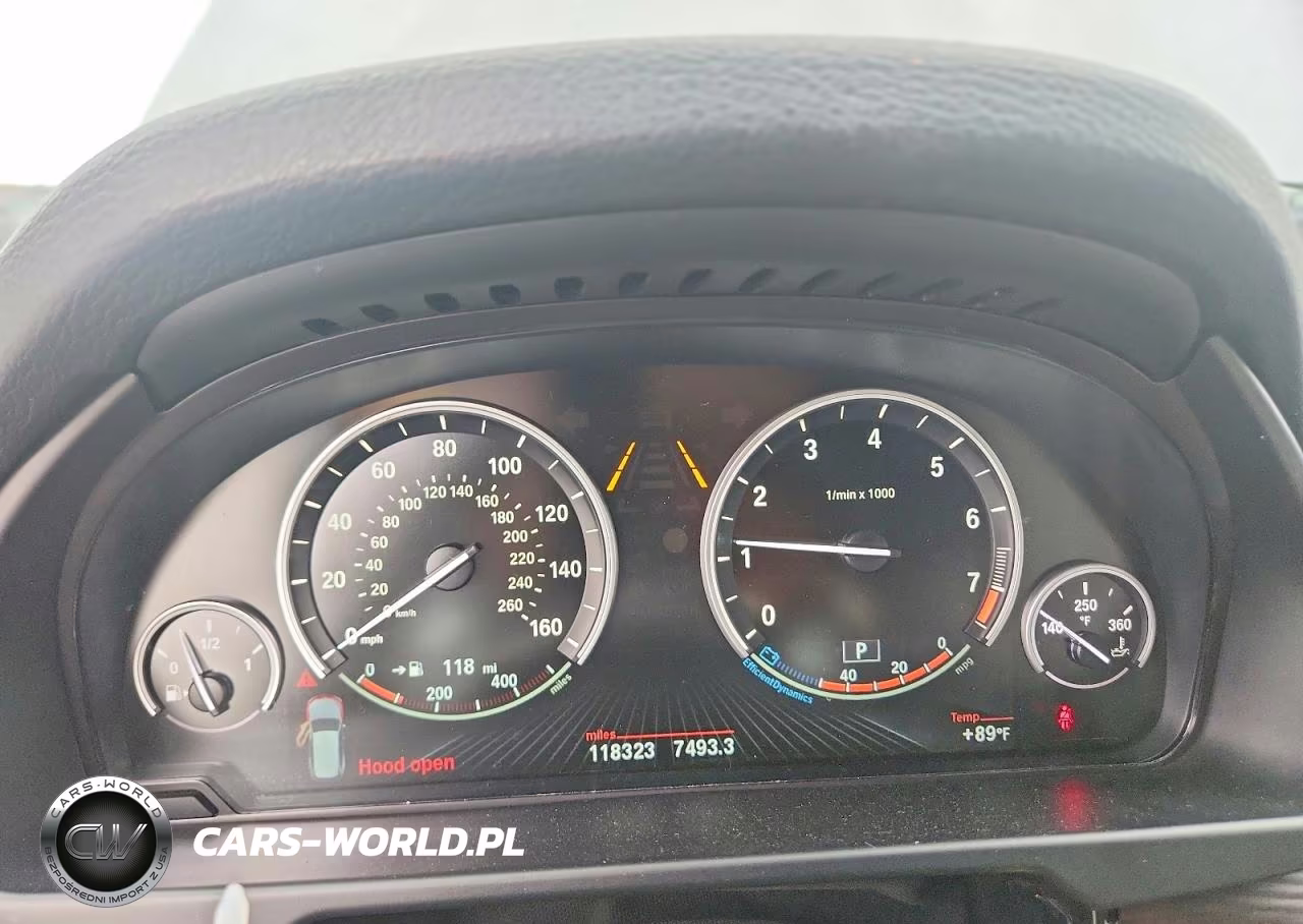 2018 BMW X5 xDrive35I VIN:5UXKR0C55J0X83824 - 9