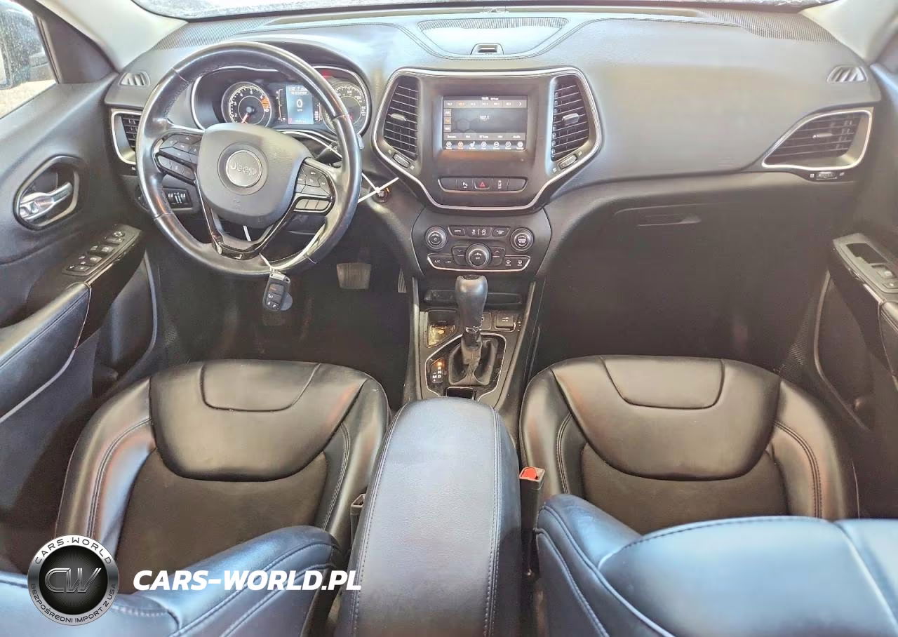 2021 Jeep Cherokee Latitude Plus VIN:1C4PJLLB8MD173466 - 8