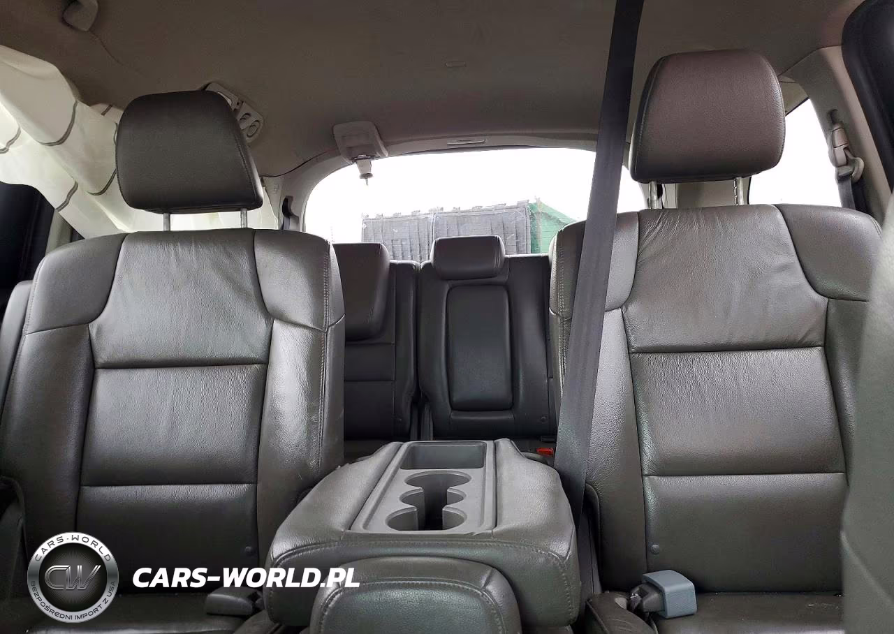 2011 Honda Odyssey Touring VIN:5FNRL5H98BB034500 - 10