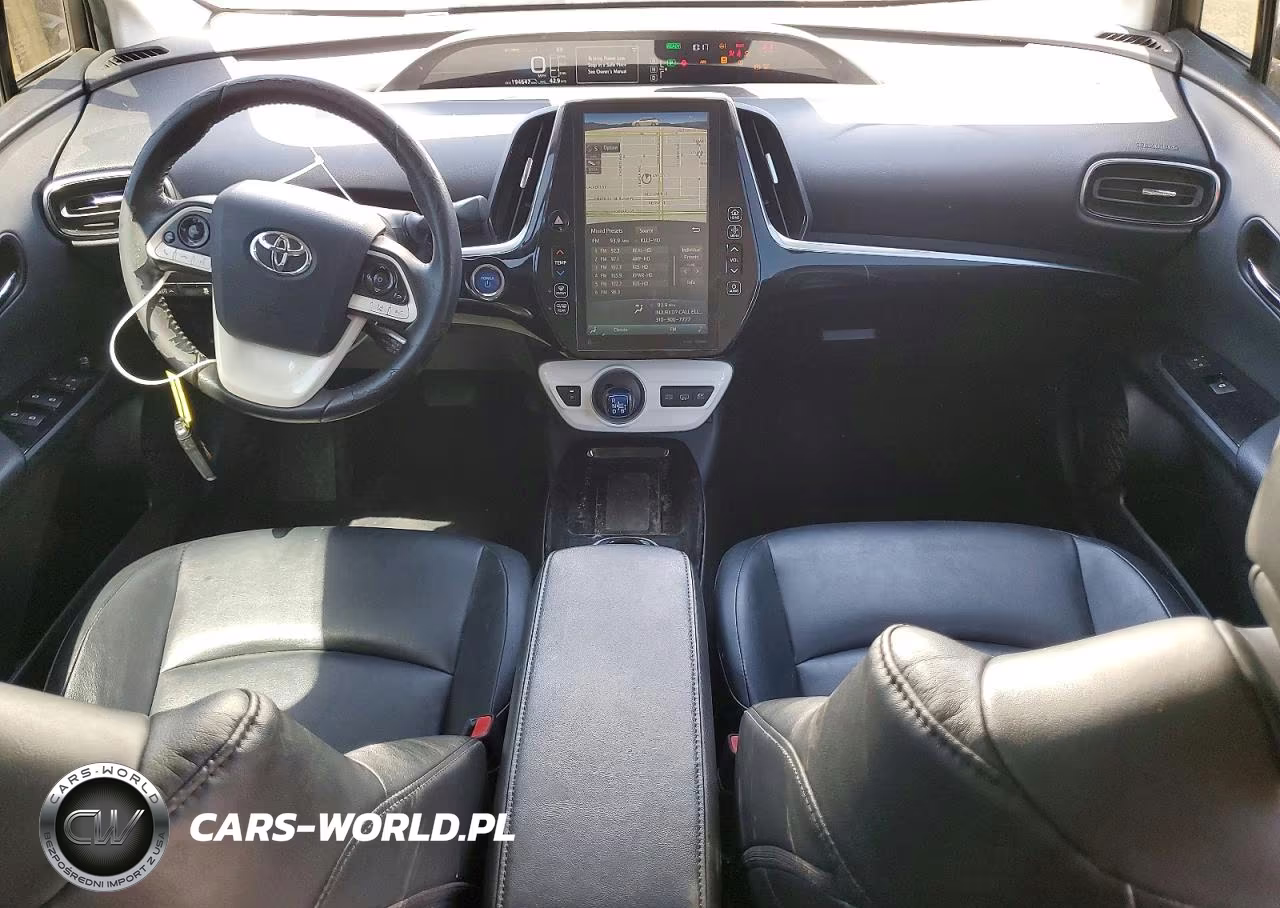 2018 Toyota Prius Prime Premium VIN:JTDKARFP4J3068641 - 8