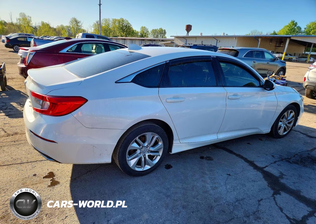 2019 Honda Accord Lx VIN:1HGCV1F1XKA073346 - 3