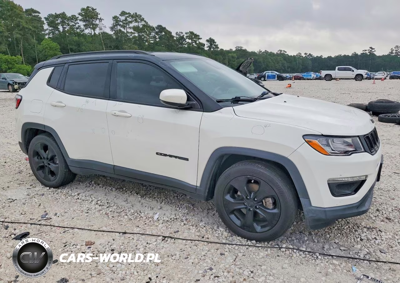 2020 Jeep Compass Latitude VIN:3C4NJCBB3LT236507 - 4