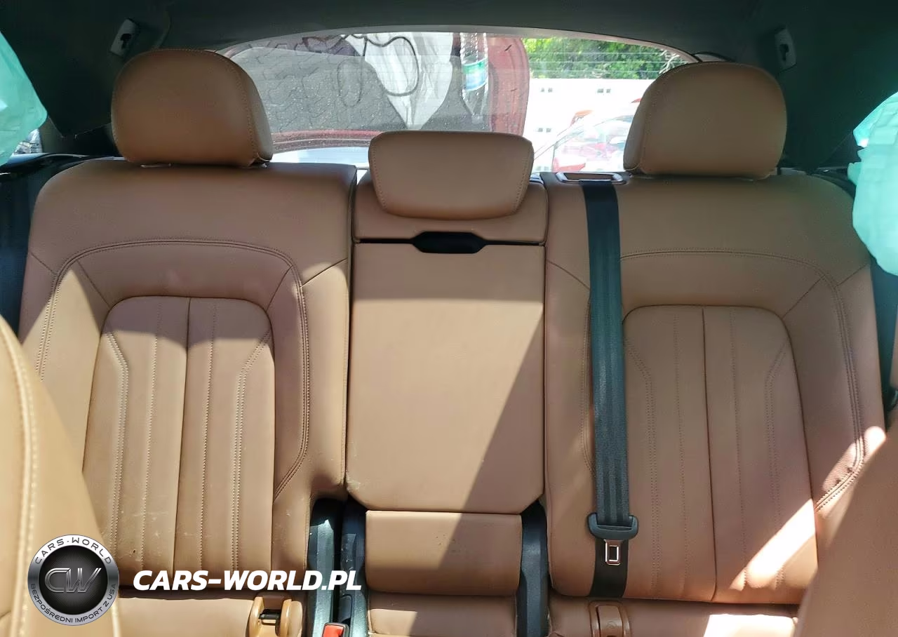 2022 Audi Q5 Premium Plus 45 VIN:WA1EAAFY7N2087021 - 10