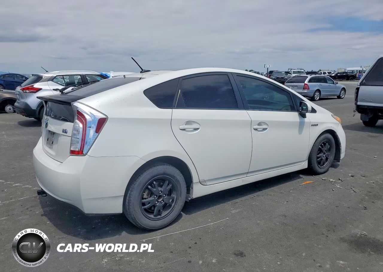2012 Toyota Prius Three VIN:JTDKN3DU4C5491902 - 3