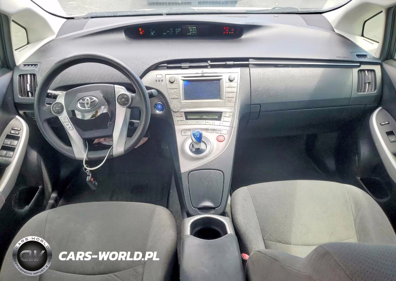 2012 Toyota Prius Three VIN:JTDKN3DU4C5491902 - 8