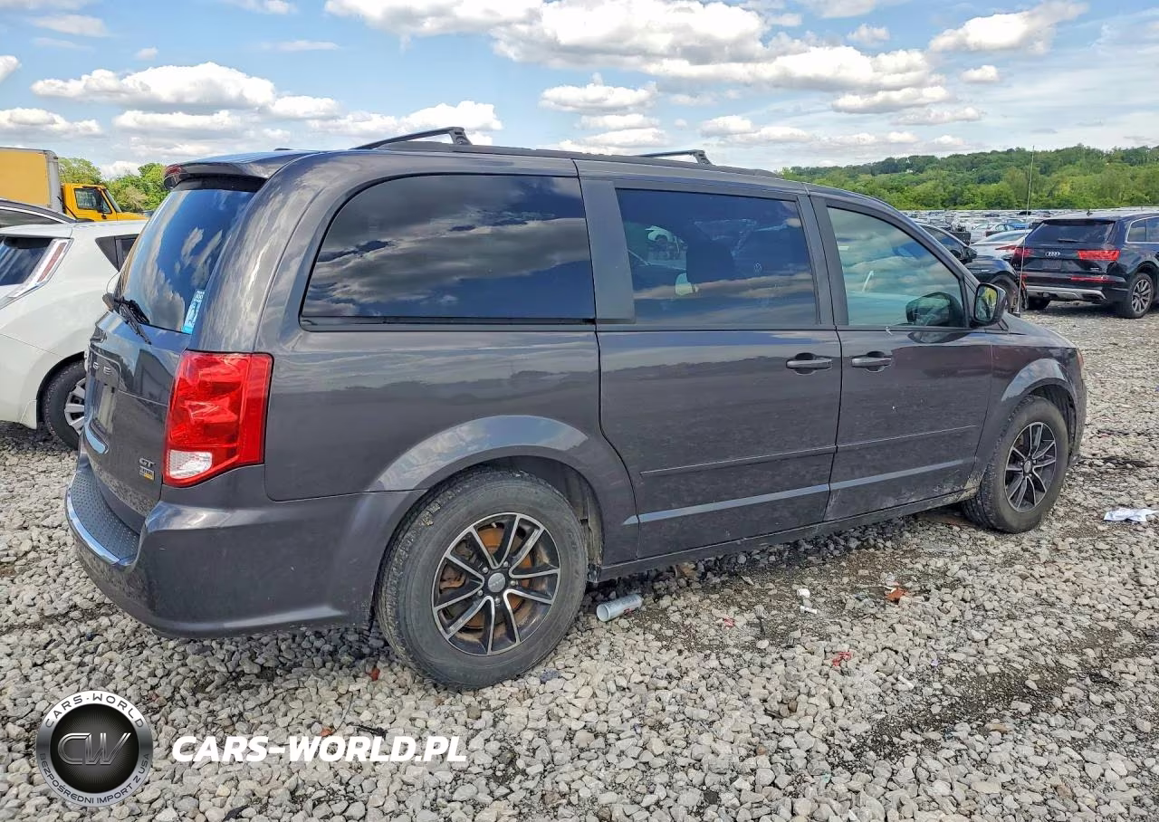 2017 Dodge Grand Caravan Gt VIN:2C4RDGEG2HR686537 - 3