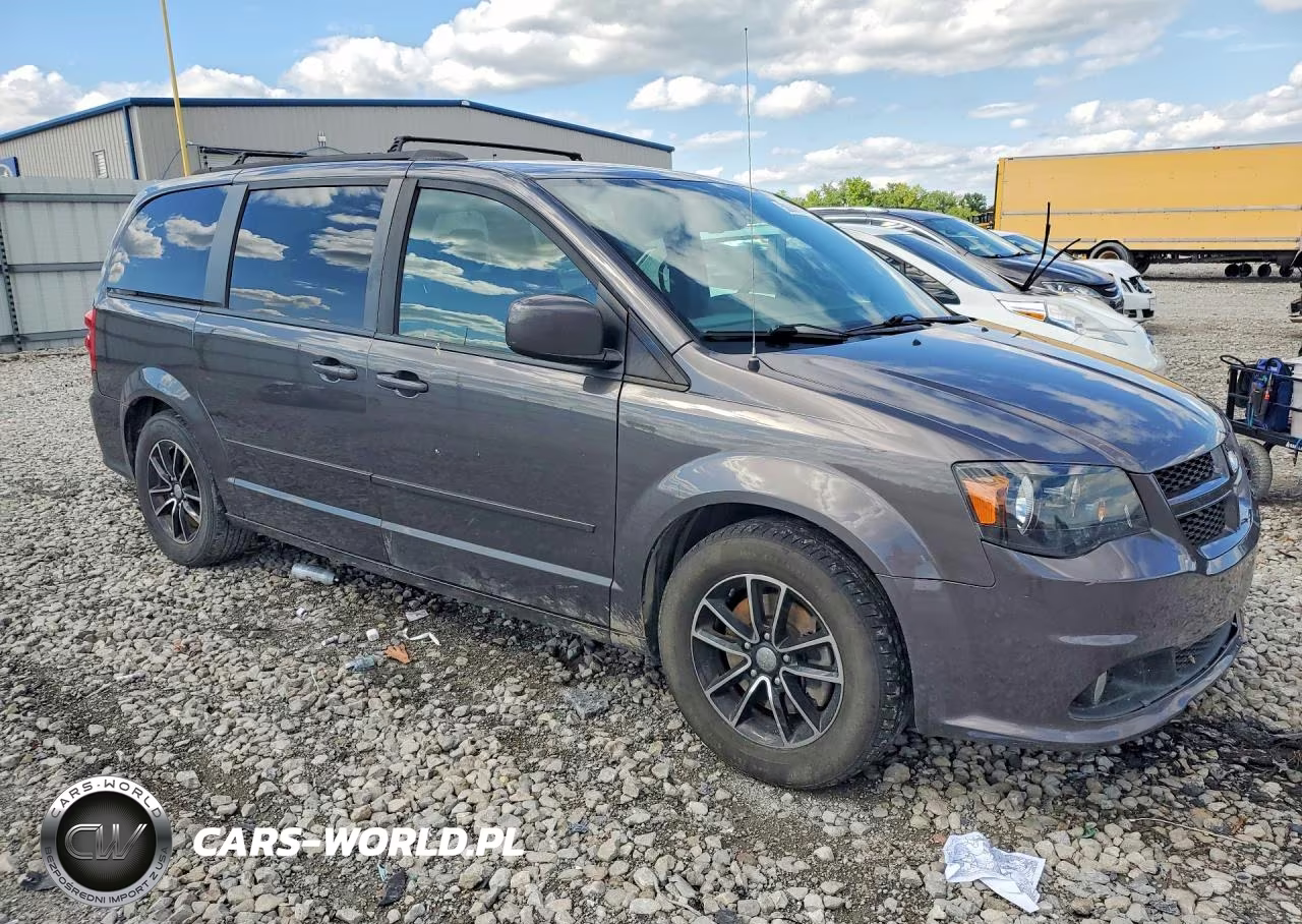 2017 Dodge Grand Caravan Gt VIN:2C4RDGEG2HR686537 - 4