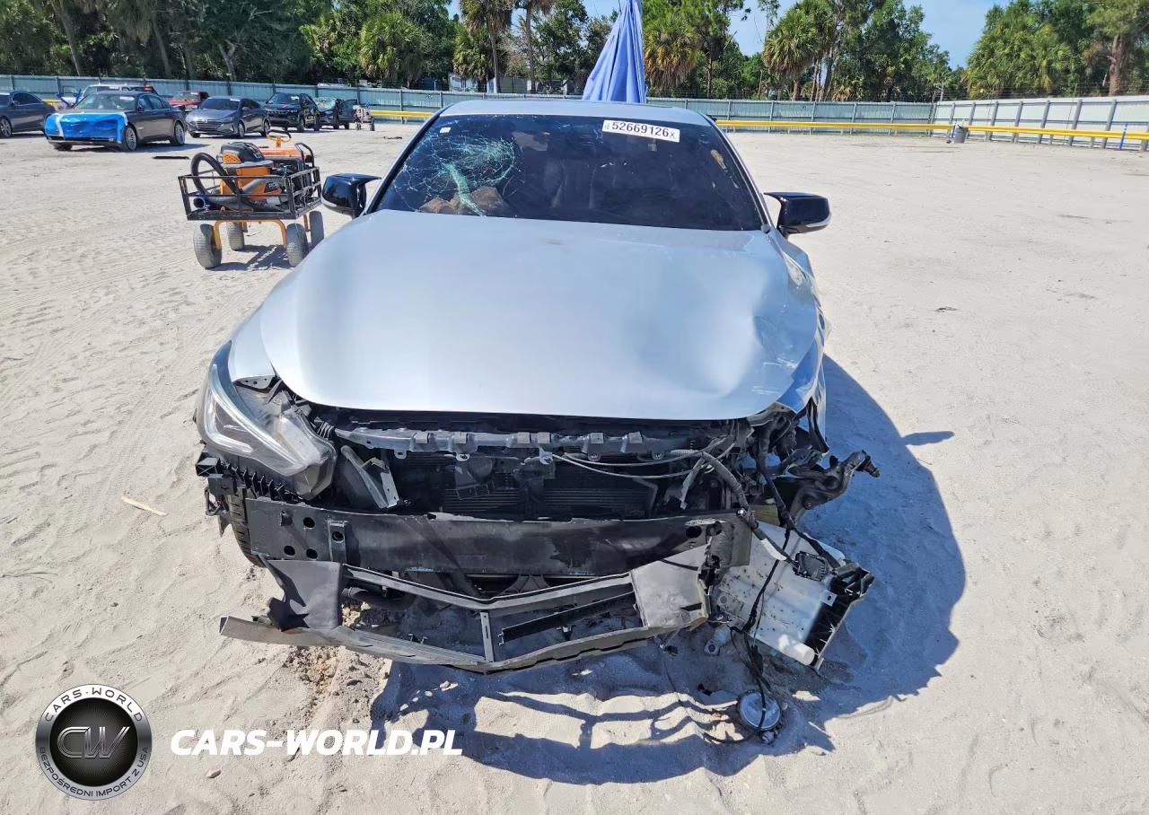 2017 Infiniti Q60 3.0T Premium VIN:JN1EV7EL7HM552458 - 5
