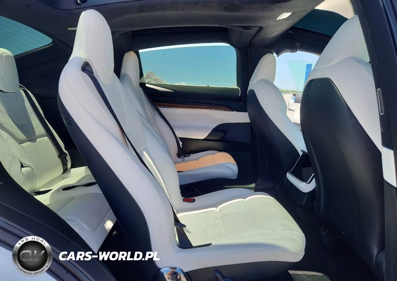 2023 Tesla Model X VIN:7SAXCBE57PF404238 - 11
