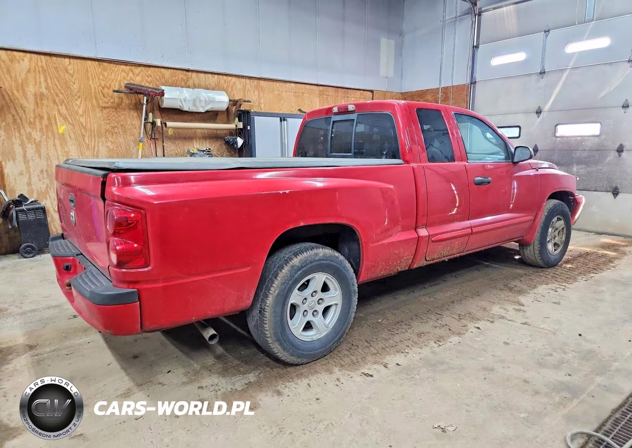 2005 Dodge Dakota VIN:1D7HW42N85S156354 - 3