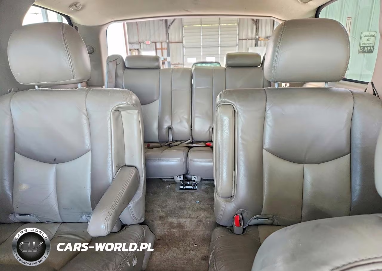 2005 GMC Yukon Denali VIN:1GKEK63U45J117748 - 10